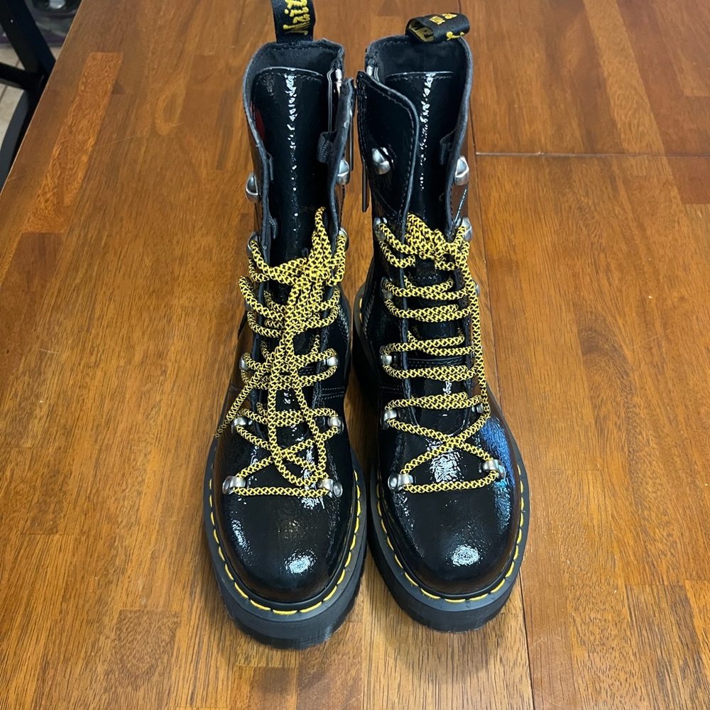 Dr Martens Ghilana Max platform boots NEW - Picture 6 of 11
